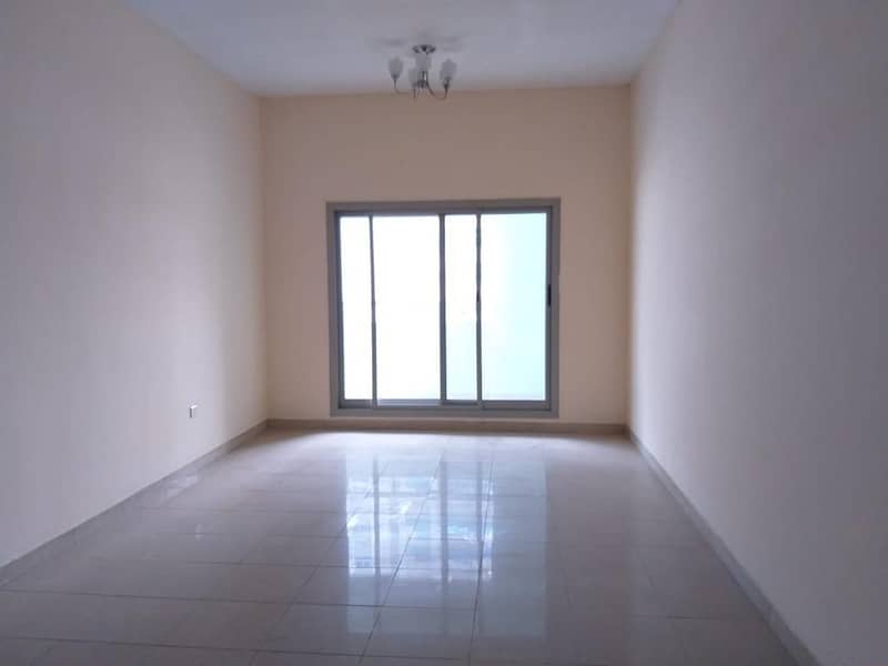 Hot offer 1bhk with 2bath balcony rent 31k parking free
