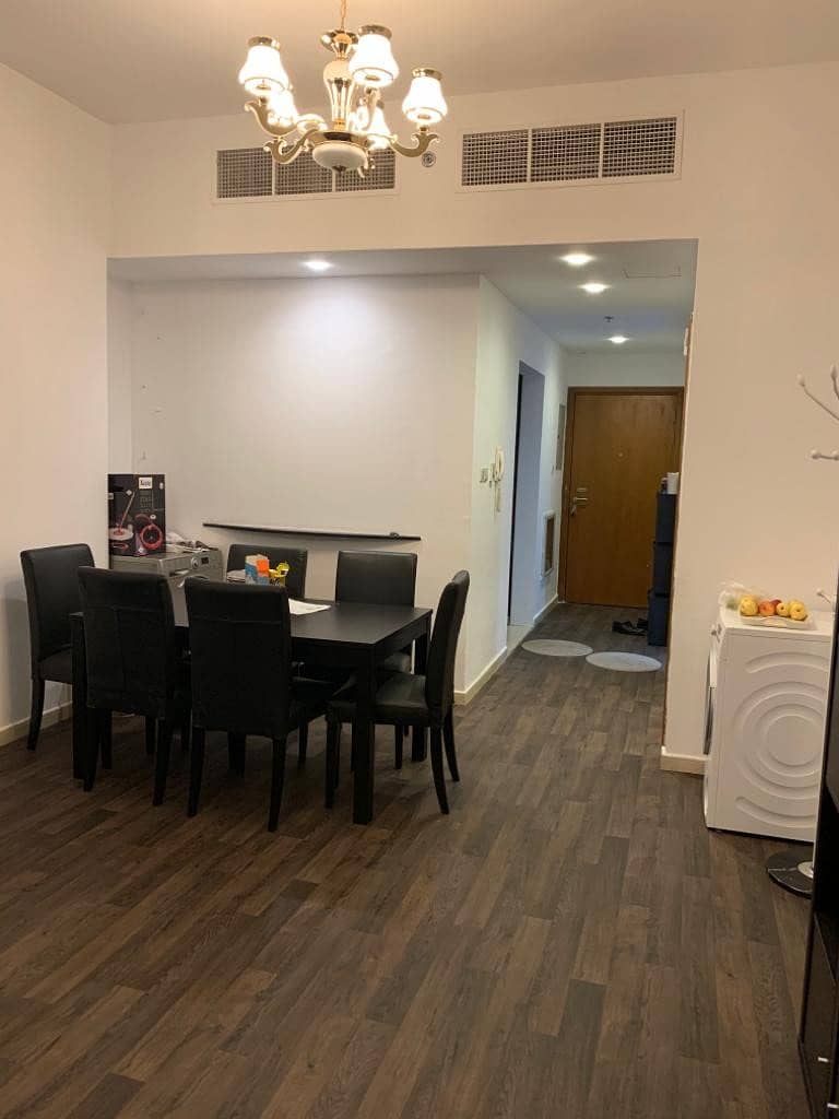 For rent apartment room and lounge in Ajman towers and an excellent area and Super Deluxe finishes For rent apartment room and lounge in Ajman towers and an excellent area and Super Deluxe finishes