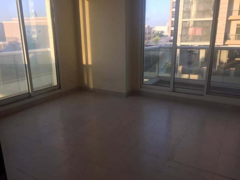 1BEDROOM APARTMENT FOR RENT IN SILICON OASIS