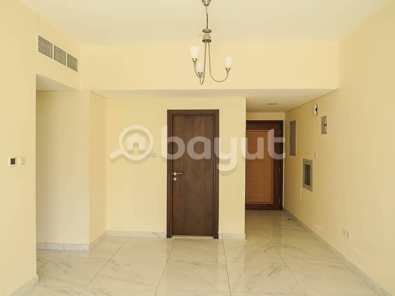 شقة في بوطينة 1 غرف 29000 درهم - 4697571 شقة في بوطينة 1 غرف 29000 درهم - 4697571