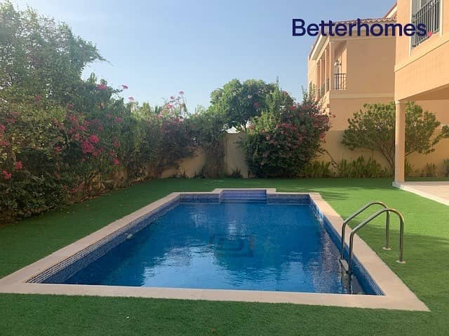 Well Maintained 5 Bed Villa|Private Pool|Lush Garden