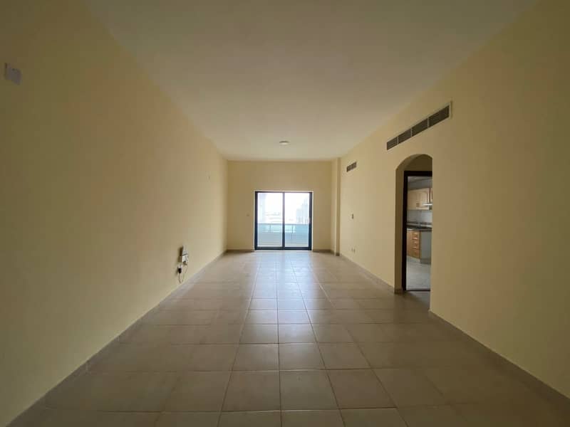 Immaculate 2bhk for rent in al barsha 1 near to MOE