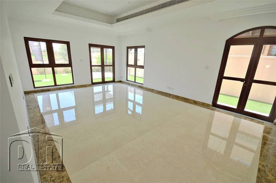 Four Bedrooms & Two Reception Rooms | Private Pool | Course Views