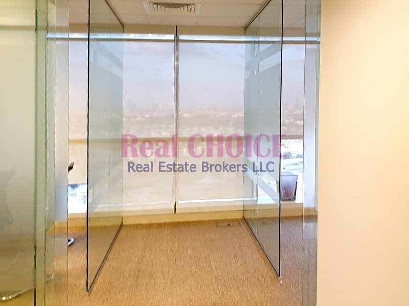 10 Furnished Office W/ 3 Partitions|Near To Metro