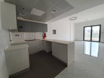 Pool View | Chilller Free!!! Spacious 1 Bedroom for Rent in Alcove W/ Balcony Pool View | Chilller Free!!! Spacious 1 Bedroom for Rent in Alcove W/ Balcony