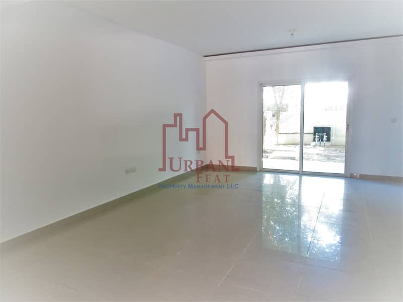Well kept 2BR villa in Arabian semi single row Well kept 2BR villa in Arabian semi single row