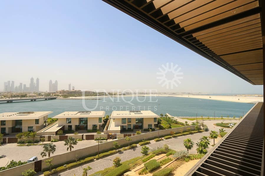 Furnished Large 1 Bed with Sea and Skyline Views