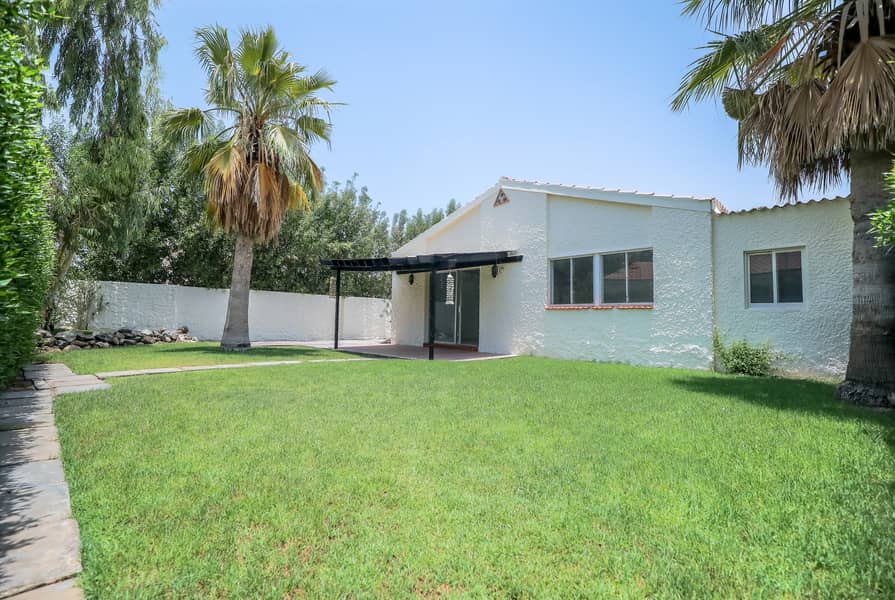 Incredible Offers/NO COMMISSION/Fully Renovated & Spacious family Villas/Near Beach/Direct to Owner Incredible Offers/NO COMMISSION/Fully Renovated & Spacious family Villas/Near Beach/Direct to Owner