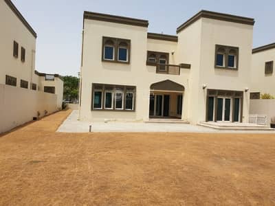 Well maintained 3BR| Landscaped Garden| Huge Plot Well maintained 3BR| Landscaped Garden| Huge Plot