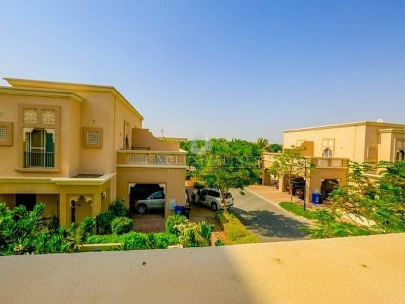 Great Cedre Villa 4B+M in Silicon Oasis