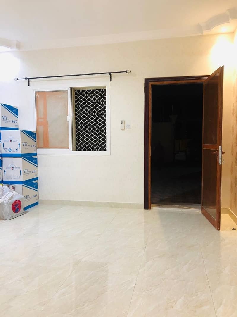 6 Private Entrance 1BHK by Walking to Reach British School at Baniyas East