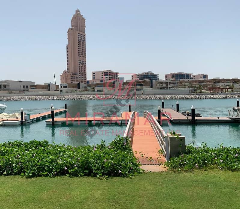 位于滨海乡村，皇家滨海别墅区 6 卧室的别墅 525000 AED - 4699105