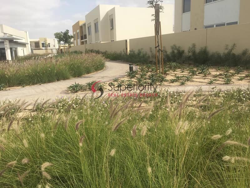 2 Bed Townhome in Urbana I EMAAR South