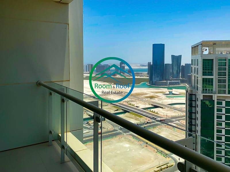 A Prime Residence in the Heart of Marina Square! 2 Balconies