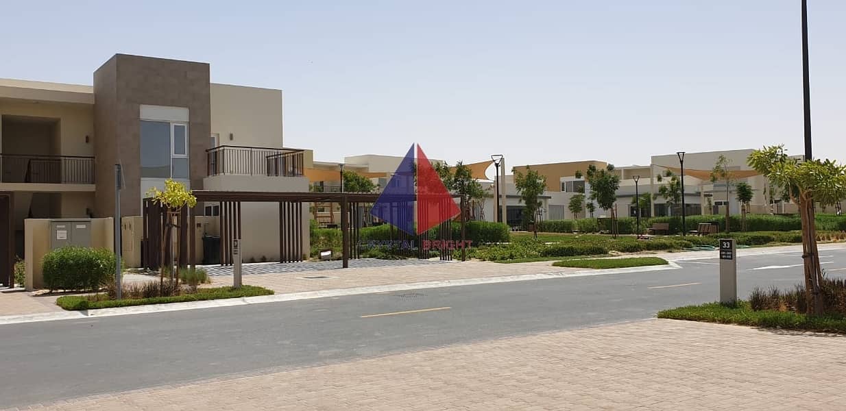 3 Bed | Townhouse |Golf View l Urbana | For Rent and Sale 3 Bed | Townhouse |Golf View l Urbana | For Rent and Sale