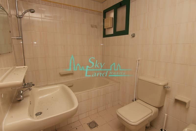 9 Spacious 3 bed with shared pool in Umm Suqeim 2