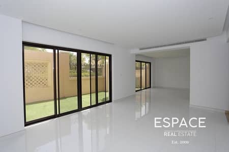 Quality Finished | Best View | Landscaped Garden Quality Finished | Best View | Landscaped Garden