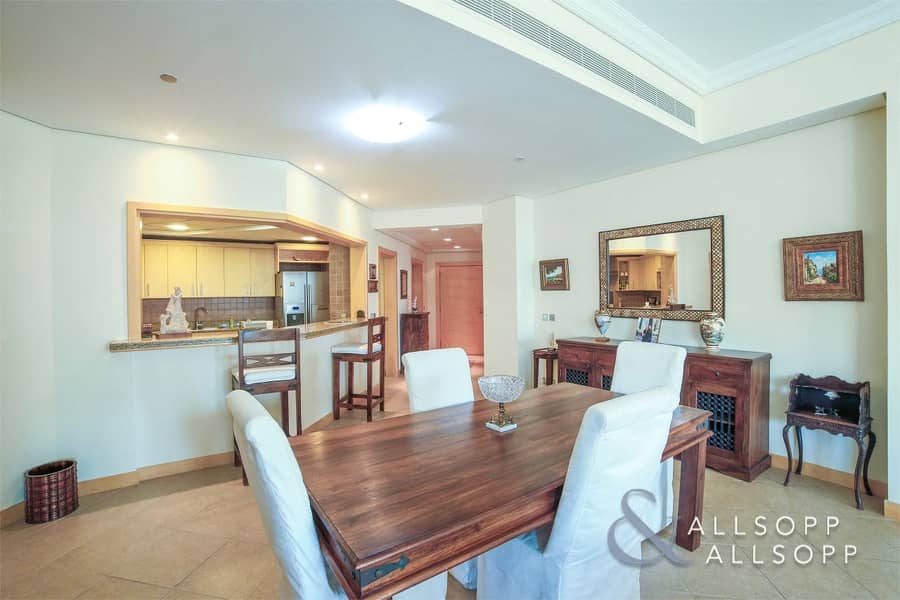 2 3 Bedroom | Great Condition | Direct Beach