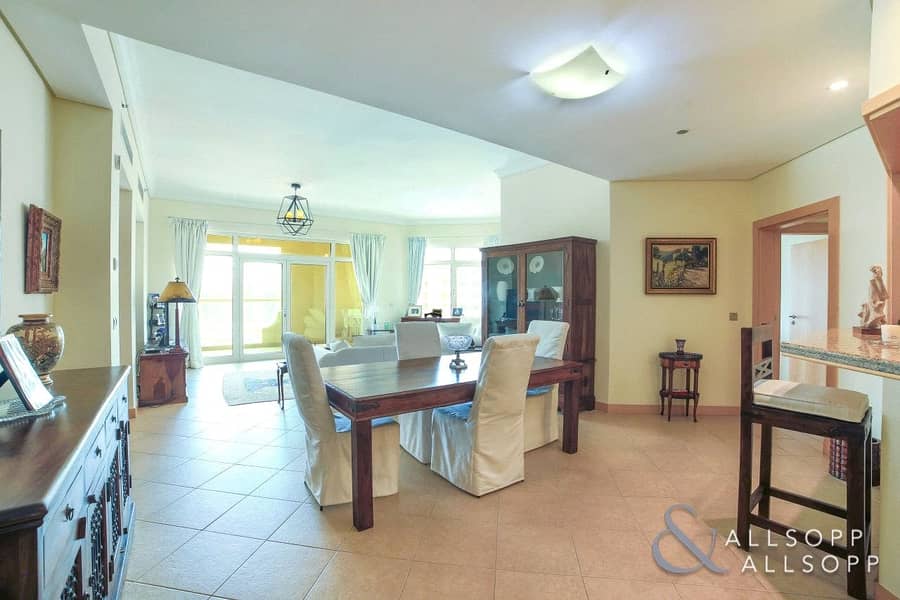 5 3 Bedroom | Great Condition | Direct Beach