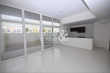 Brand New | Single Row | Spacious Brand New | Single Row | Spacious
