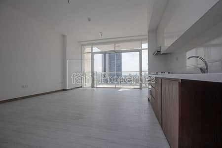 Pool View | Stunnign Studio | Appliances Inc. Pool View | Stunnign Studio | Appliances Inc.