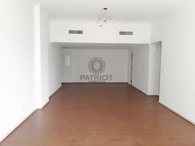Huge 3 Bhk ! Closed to Metro ! Excellent Finishing! in 90k