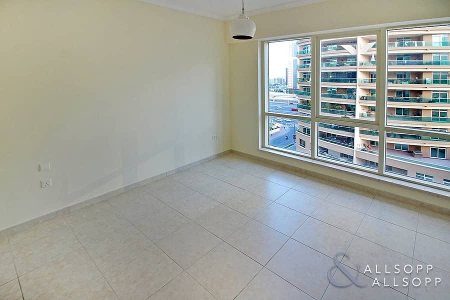 6 Marina View | 2 Beds | Upgraded Flooring