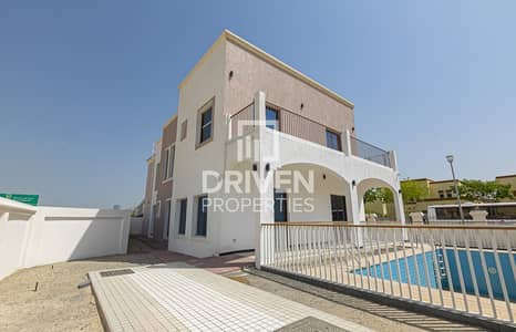 Brand New and Custom Made, Great Community Brand New and Custom Made, Great Community