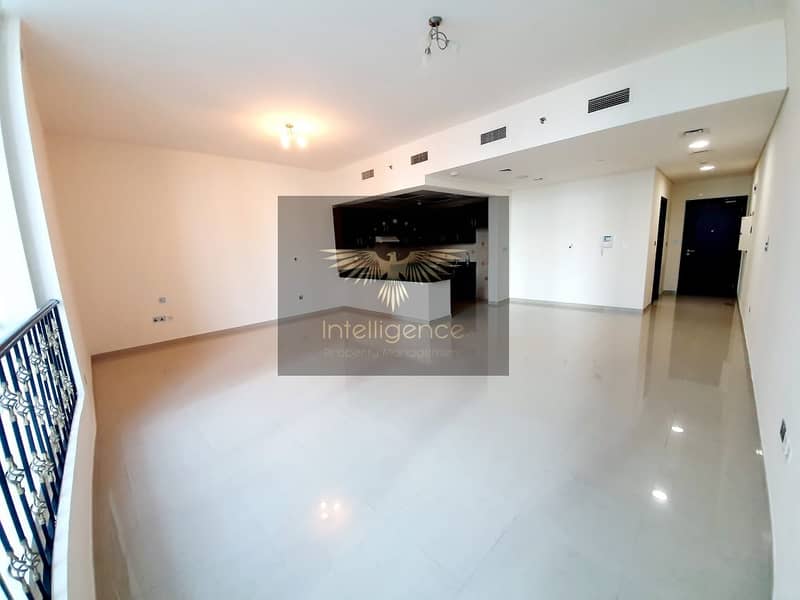 Good Deal! Stunning and Huge Studio w/ Open Kitchen! Good Deal! Stunning and Huge Studio w/ Open Kitchen!