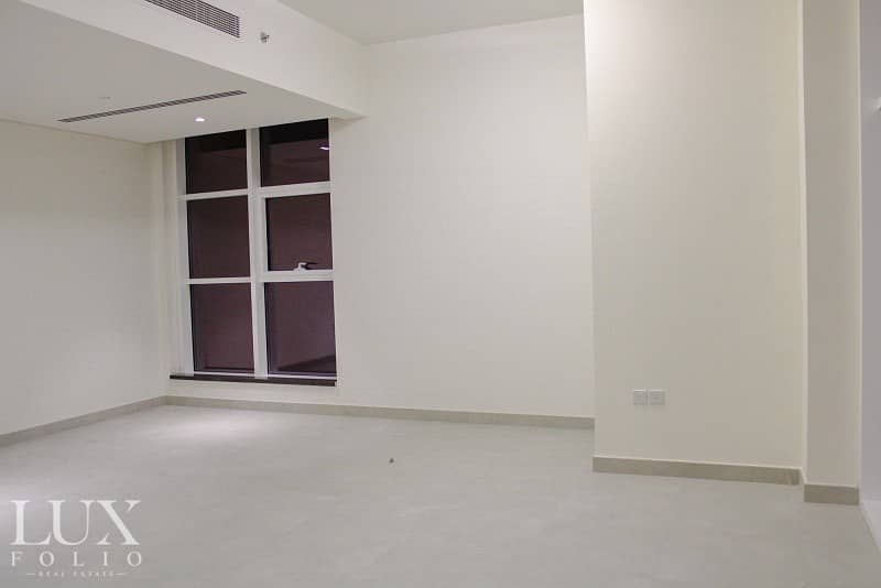 2 Cheques 95k|Luxury Building |Large Storage Room/ Maids Room