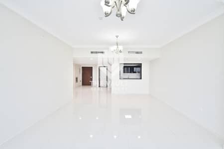 Well Maintained | Fascinating Canal View Well Maintained | Fascinating Canal View