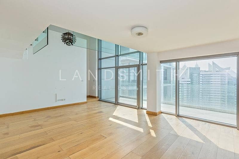 12 Well-Kept and Bright 1BR Penthouse with Nice View