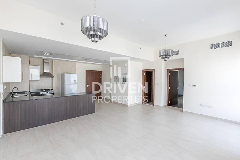Spacious 1 Bedroom Apt with Chiller free Spacious 1 Bedroom Apt with Chiller free