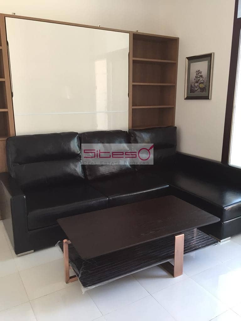 Furnished Studio / Near in Metro / 4 cheques