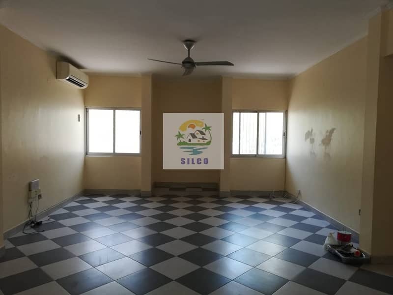 Fully Renovated Villa with garage & tawtheeq Fully Renovated Villa with garage & tawtheeq