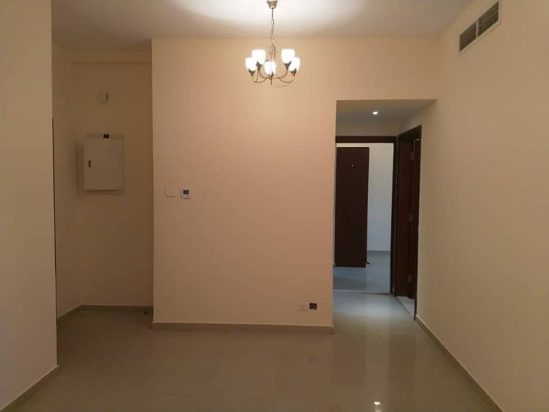 LOW PRICE;2 BHK AVAILABLE WITH MAID ROOM PARKING GYM POOL ALL FACILITIES NEAR METRO 40K FINAL