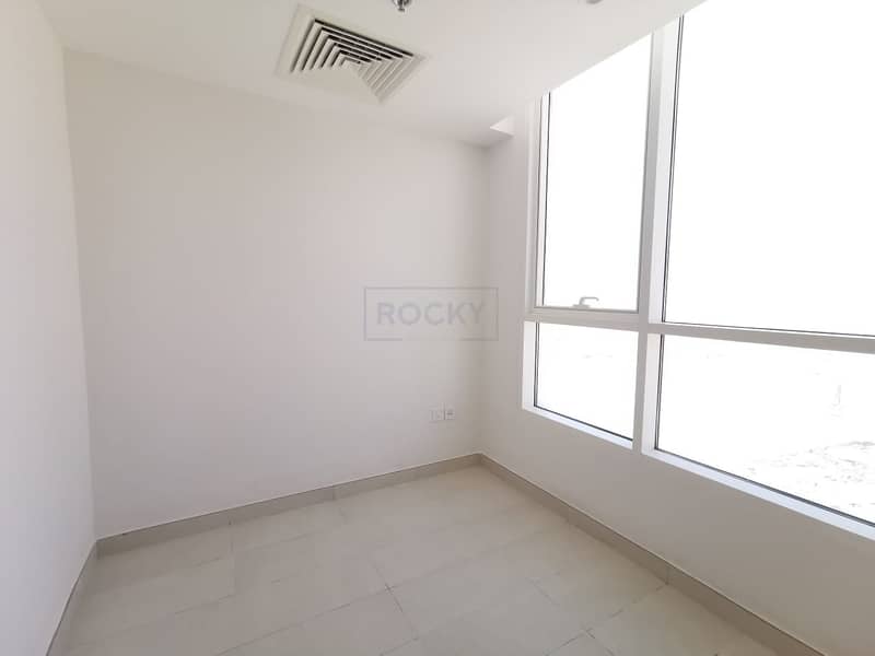 Wonderful 3 B/R with 2 Balcony Wonderful 3 B/R with 2 Balcony