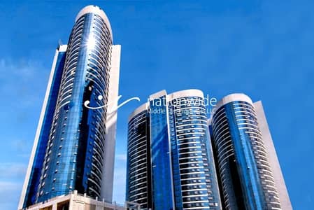 Live In This Spacious Apartment with Balcony Live In This Spacious Apartment with Balcony