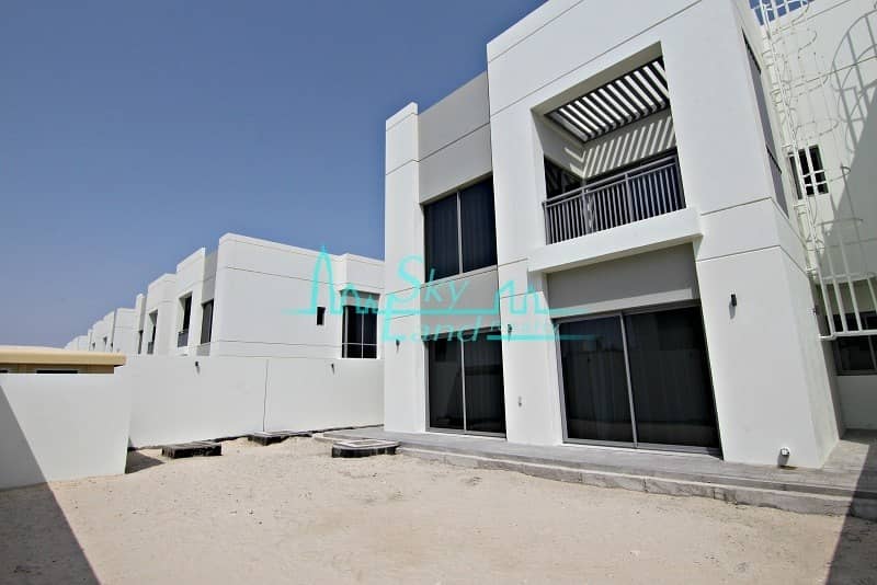 7 Brand New 5 Bed|Private Garden|Pool|Tennis|Gym