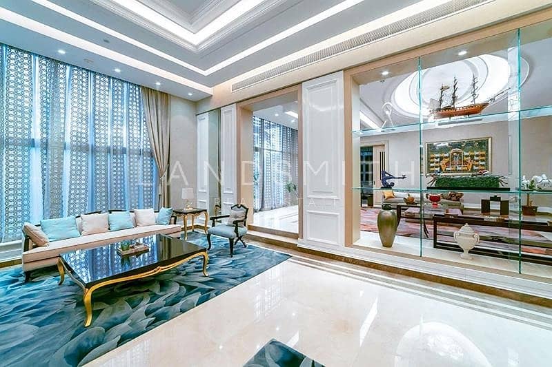 5 Exclusive Luxurious 5BR Villa in Emirates Hills