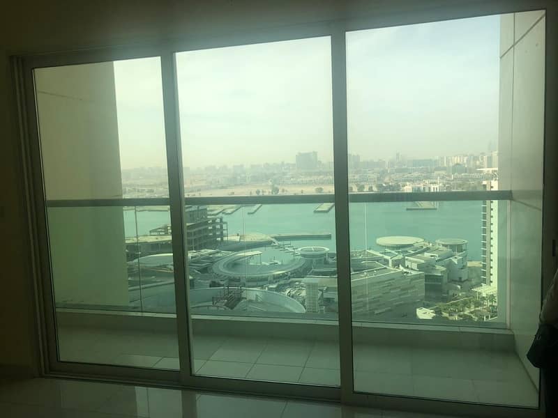 2 Bed room wide area with fabulous sea view at Al Reem island