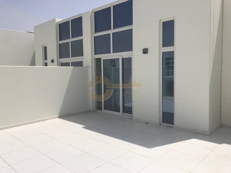 15 Luxury living| Brand New 3 bed| Maids Room|