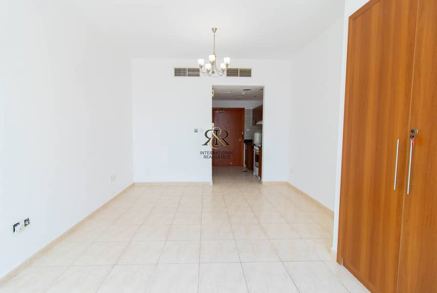 With 360 Video Tour, Well maintained Studio Apartment, Best Priced