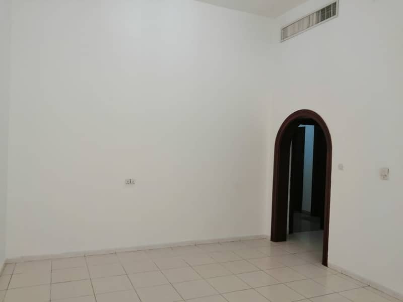 NEAT & CLEAN BIG STUDIO WITH FREE CAR PARKING MONTHLY BASIS AT MUSHRIF MALL