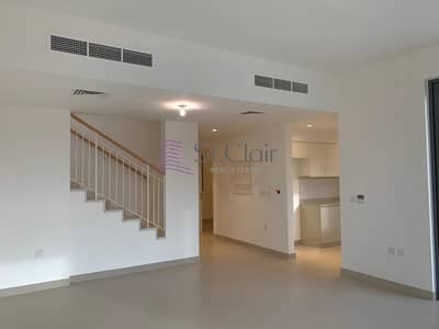Beautiful Landscaping I Near Pool & Park I Single Row Beautiful Landscaping I Near Pool & Park I Single Row