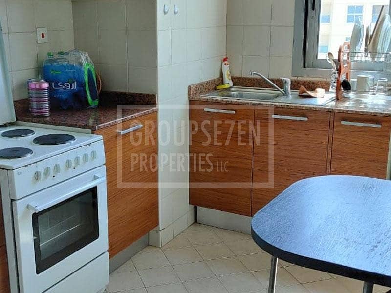 12 1 Bed Apartment for Rent in DEC Tower