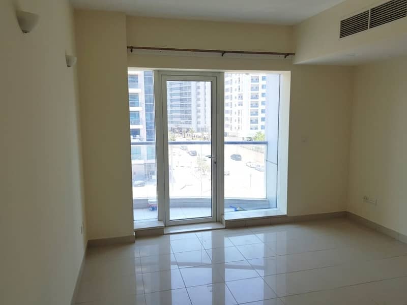 STAYSAFE | ONLY 33K IN 4 CHEQS | 1 BEDROOM APARTMENT AT BEST PRICE | CALL NOW