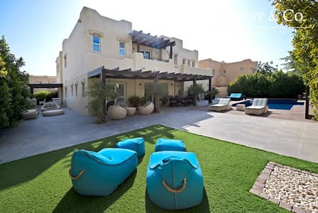 Magnificent Upgraded Corner Plot Villa Magnificent Upgraded Corner Plot Villa