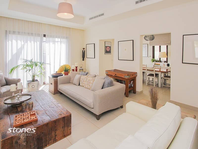 Well-maintained and Bright Villa with Maid's room