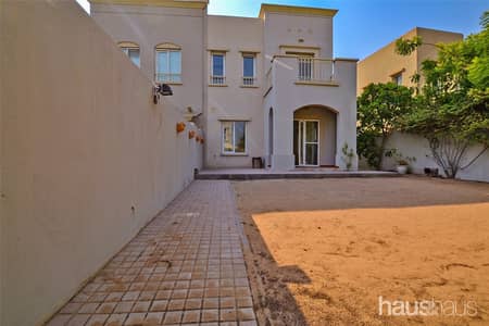 Available Now | Good Condition | Closed Kitchen Available Now | Good Condition | Closed Kitchen